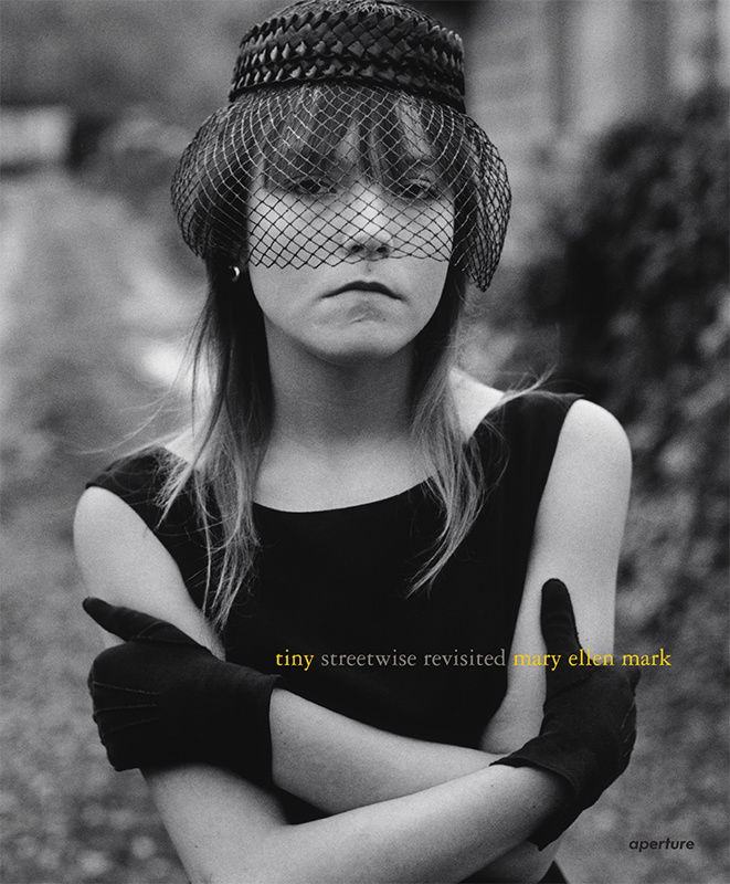 Mary Ellen Mark STREETWISE マリー・エレン・マーク Mary Ellen Mark - Books - TINY: STREETWISE REVISITED